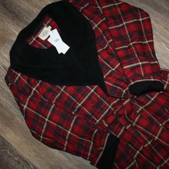 NWT UGG MEN'S KALIB PLAID FLANNEL LINED BATH ROBE RED BLACK M/L - Picture 2 of 8